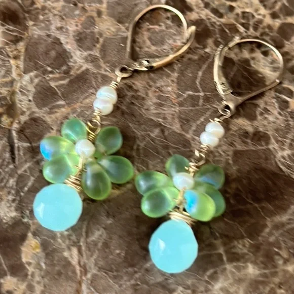 Pierced earrings 14kt gold filled French lever hooks Chalcedony faceted teardrop - Picture 2 of 4